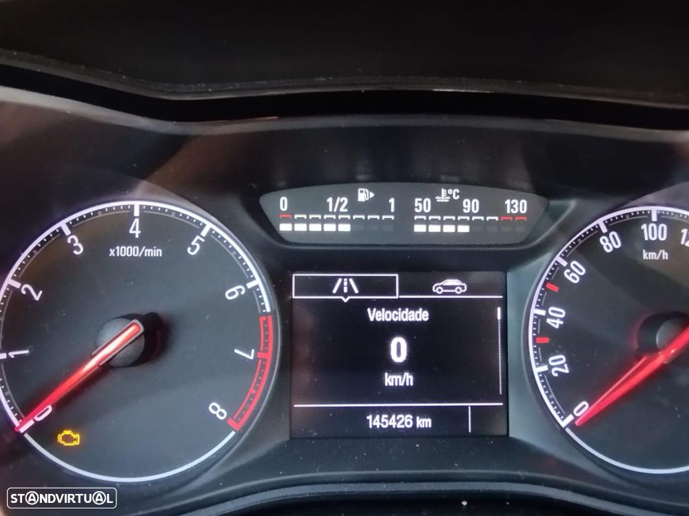 Opel Corsa 1.4 Edition FlexFuel - 4