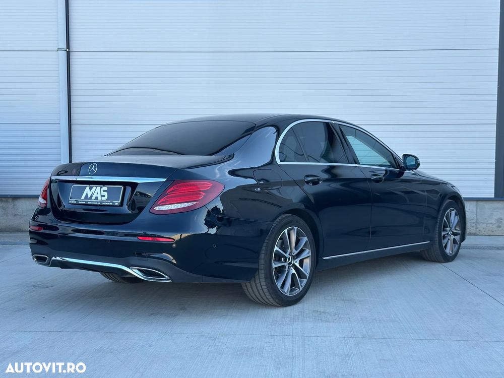 Mercedes-Benz E 2016 photo 2