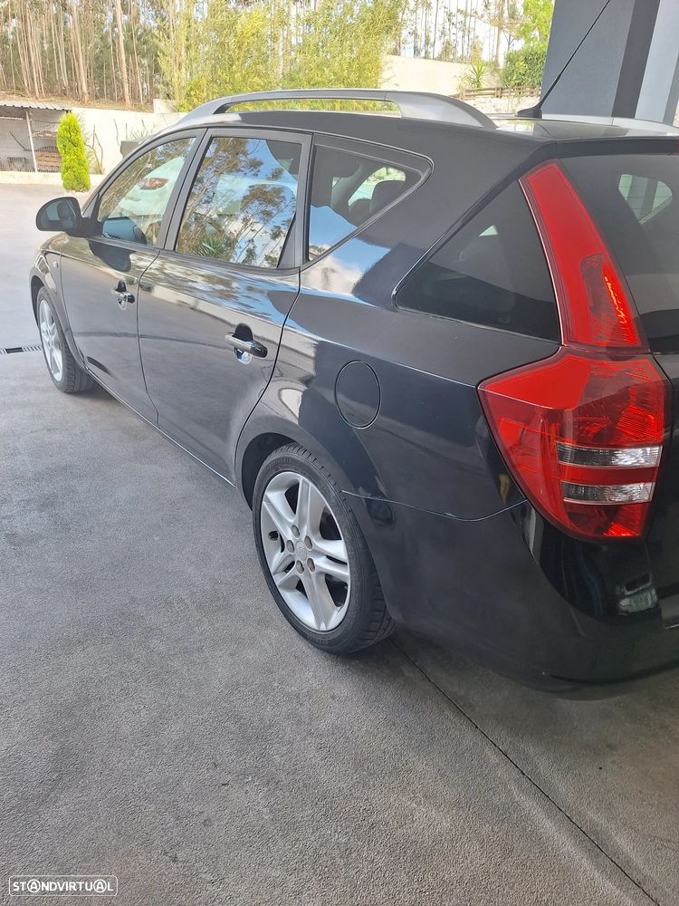 Kia Ceed SW 1.6 CRDi TX - 4
