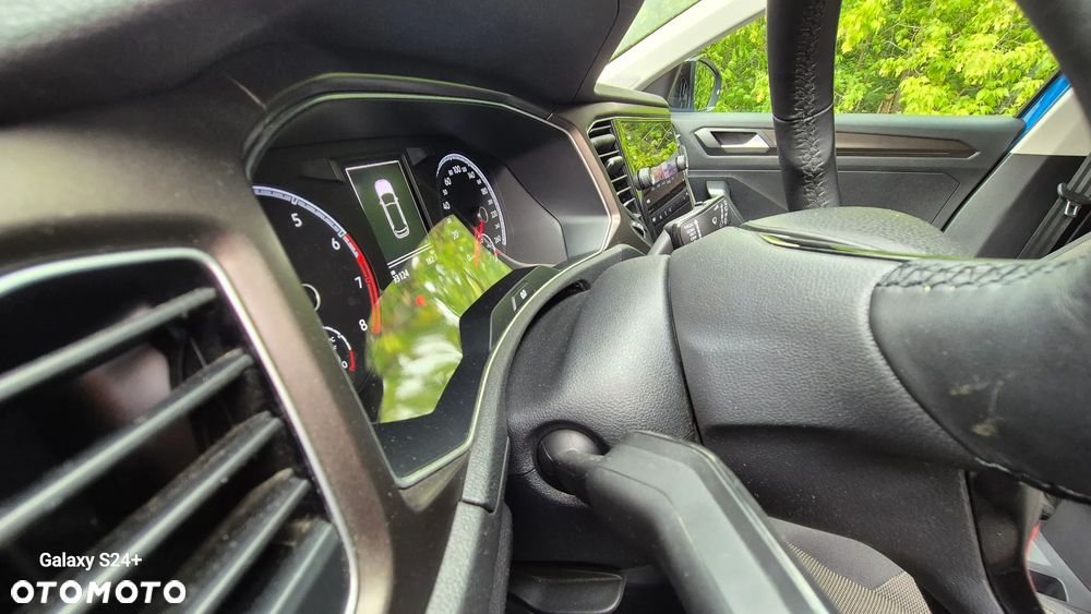 Volkswagen T-Roc 1.5 TSI OPF R-Line - 22
