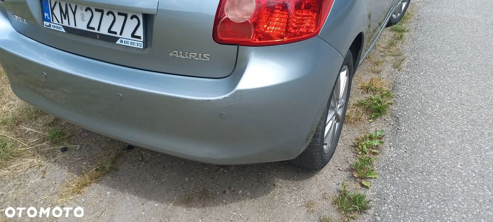 Toyota Auris - 18