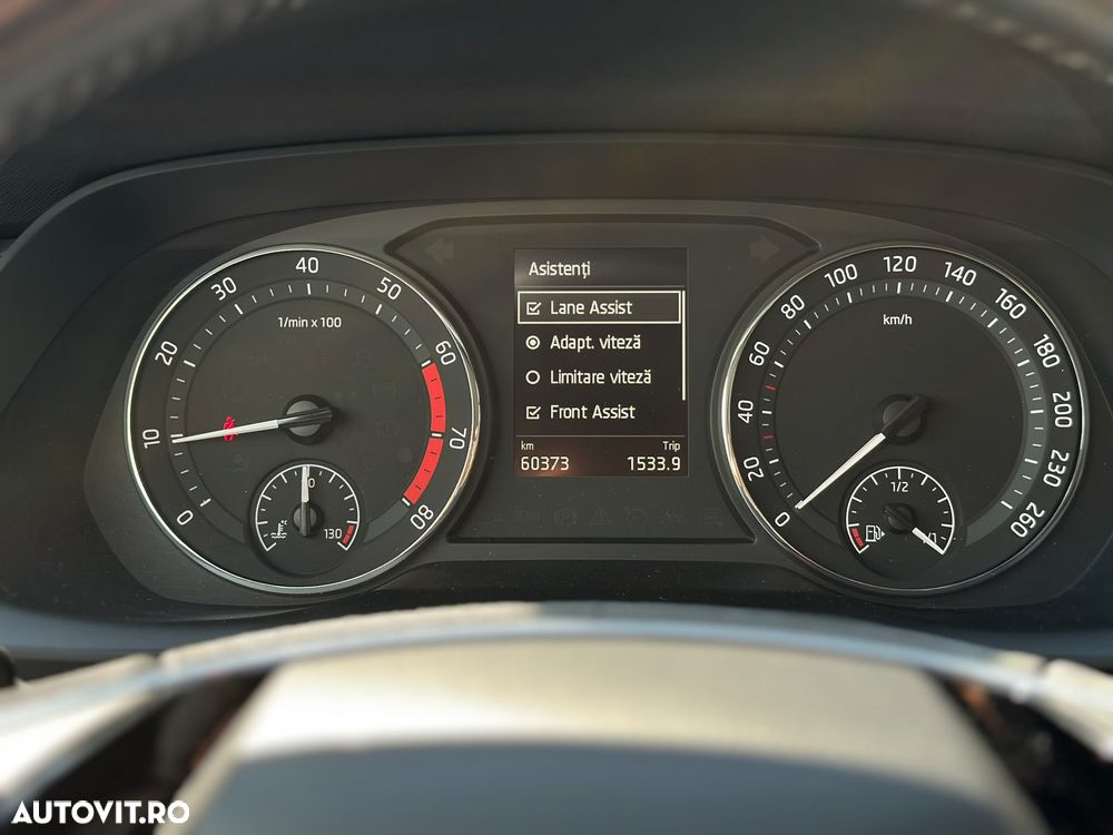Skoda Octavia 1.5 TSI Ambition - 9