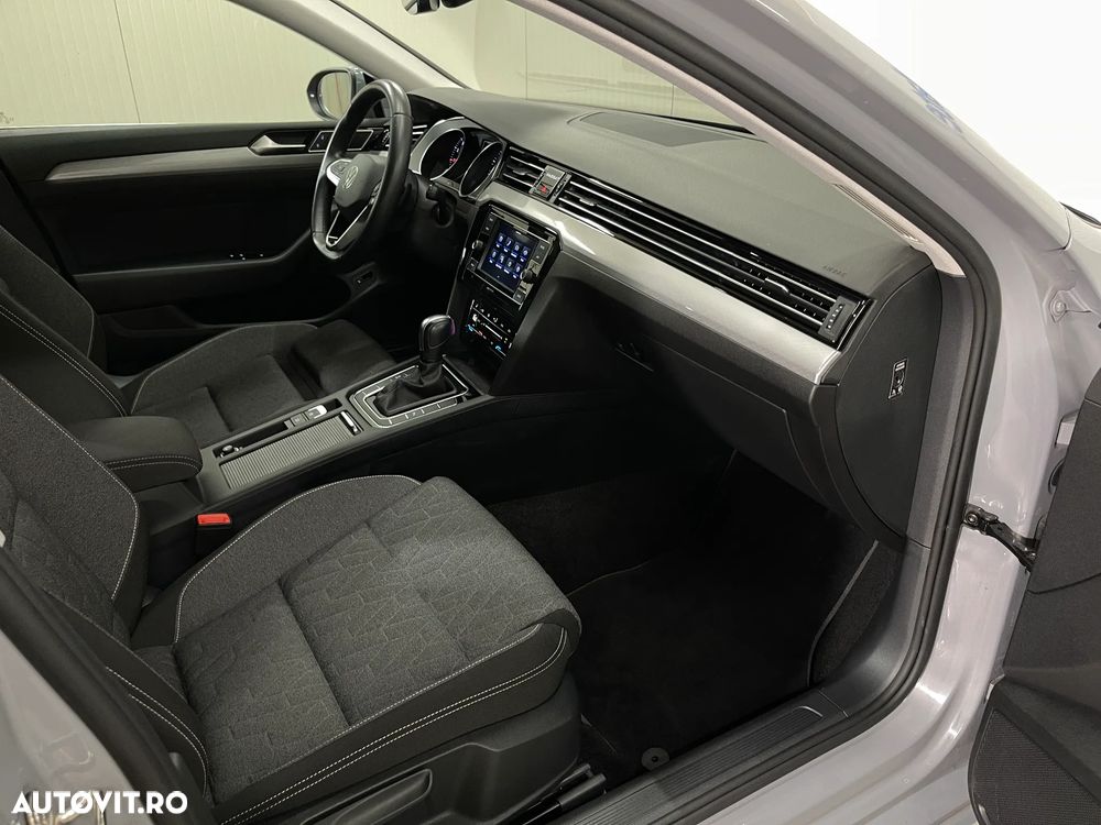 Volkswagen Passat 1.5 TSI ACT DSG Comfortline - 10