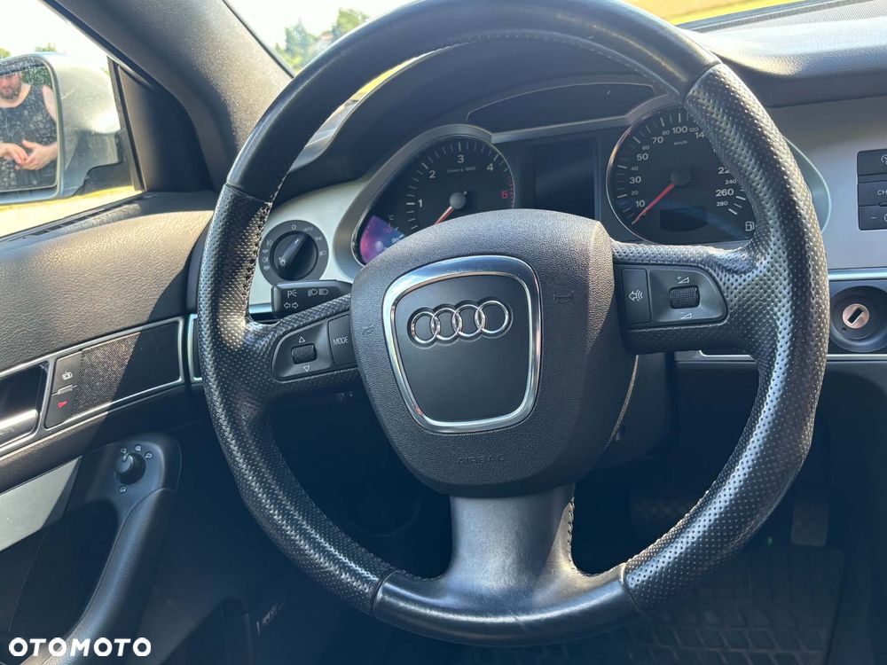 Audi A6 Avant - 17