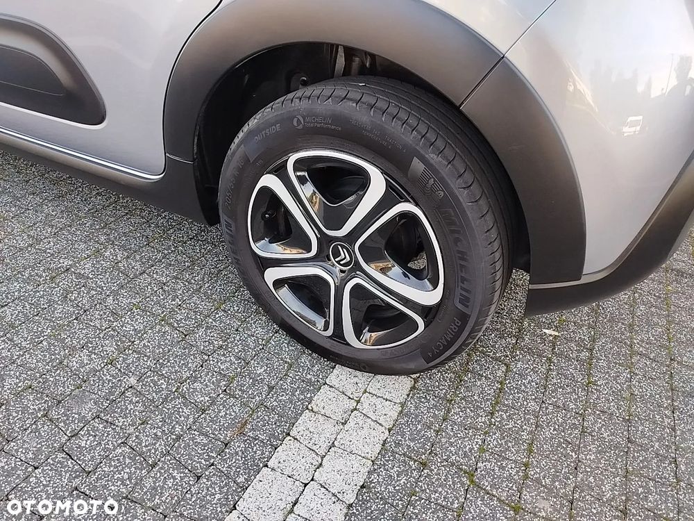 Citroën C3 1.2 PureTech Shine - 36