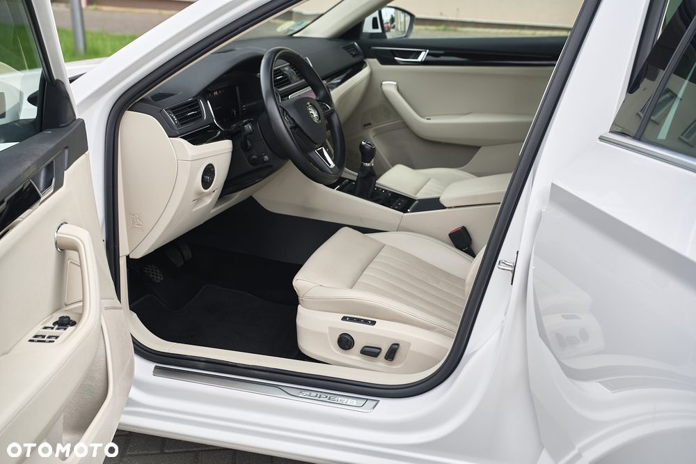 Skoda Superb 2.0 TDI L&K - 16