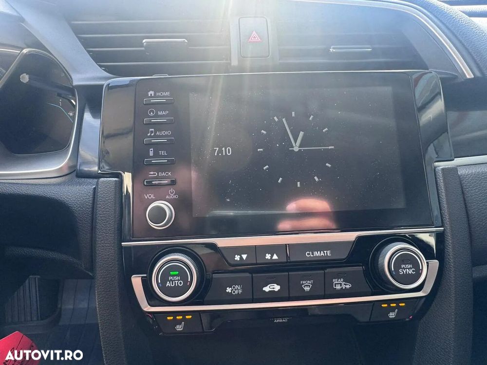 Honda Civic 1.5 VTEC Turbo CVT Elegance Navi - 14