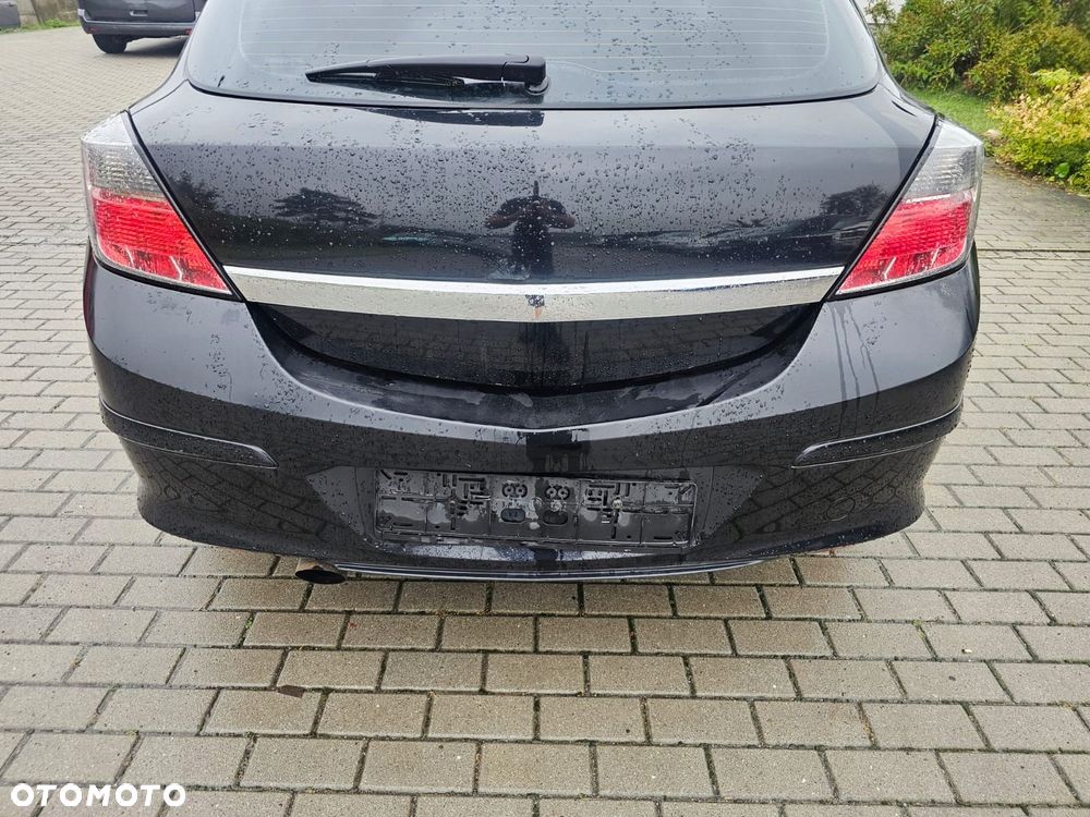 zderzak tylny opel astra h 3d z20r - 1
