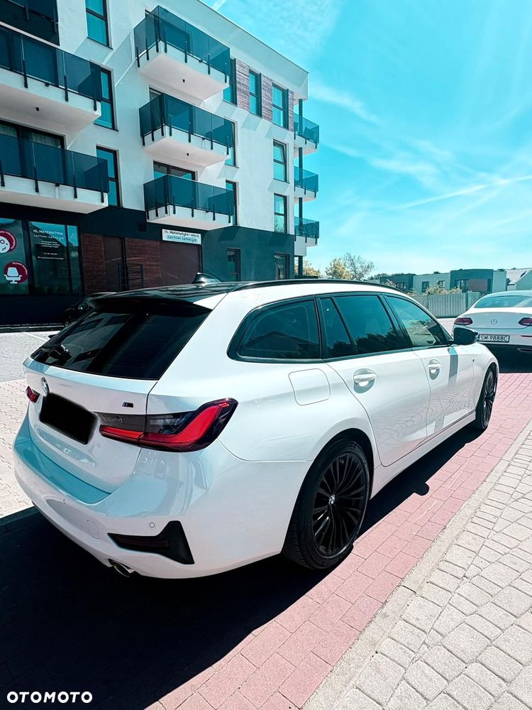 BMW Seria 3 318d M Sport Shadow - 15