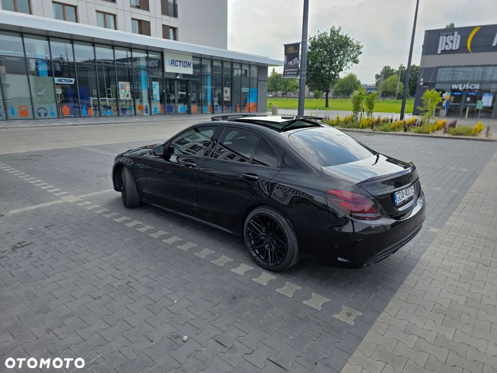Mercedes-Benz Klasa C AMG 43 4-Matic - 20