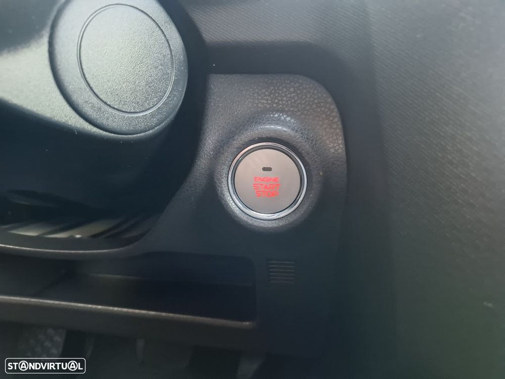 Isuzu D-Max 4x4 Cabine Dupla Auto Premium - 21