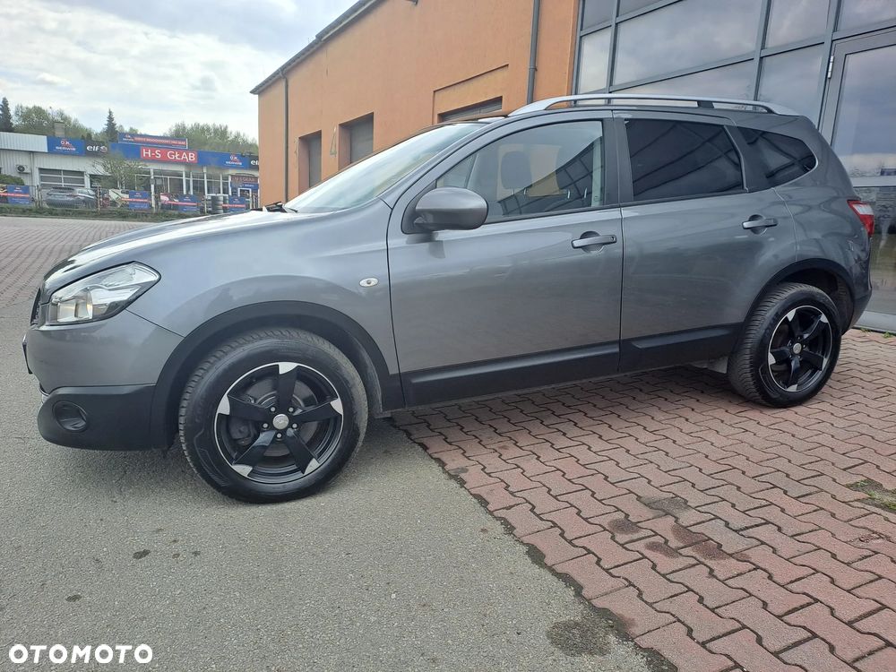 Nissan Qashqai+2 2.0 dCi DPF acenta - 4