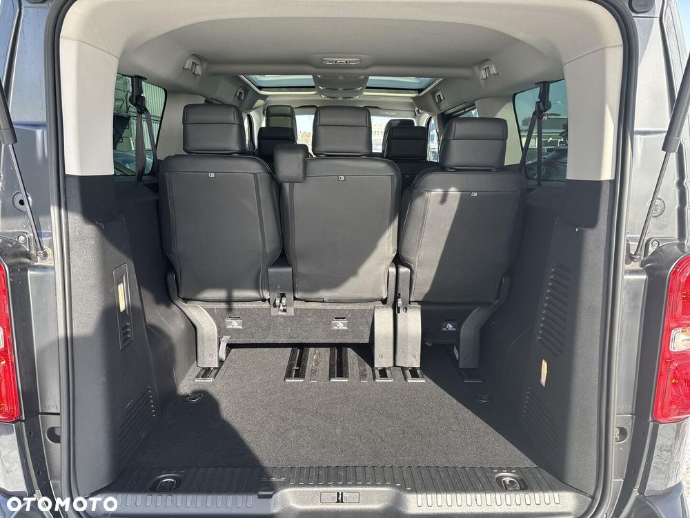 Toyota Proace Verso 2.0 D4-D Long VIP - 18