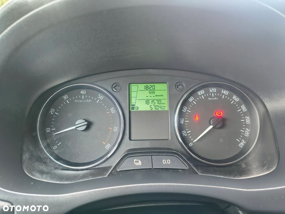 Skoda Roomster 1.2 TSI Ambition PLUS EDITION - 27