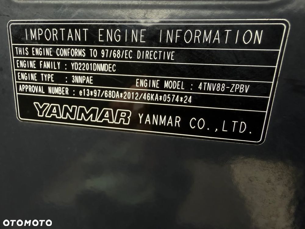 Yanmar VIO50-6A Koparka Gąsienicowa 5 ton jak Nowa z Salonu 2018 rok. 1900 mtg. Szybko-złącze. Łyżka uchylna Hydraulicznie. 3 łyżki Oryginalne skandynawskiego typu. Yanmar silnik 4 cylindry! Maszyna z Norwegii. DEKRA 2026rok AKTUALNA! Dokumentacja! Pompa ON. ani deka luzów i wycieków! OKAZJA Linia Hydr. Plus. Długie ramię PLUS. Oświetlenie LED. Gąski bardzo ładne. Wielka Okazja! Pełne sterowanie z dżojstików!! - 10