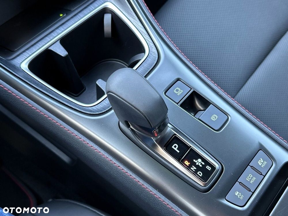 Lexus LBX 1.5 Hybrid Emotion - 26