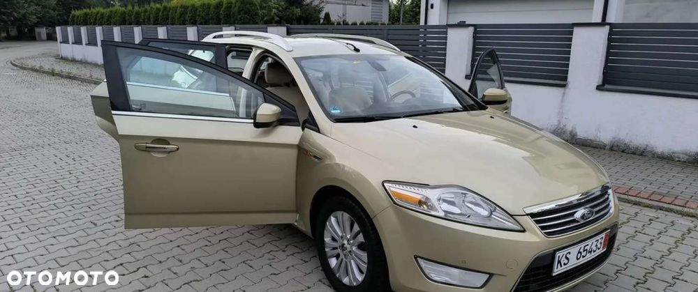 Ford Mondeo SW - 31