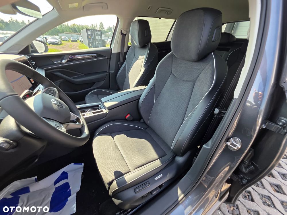 Volkswagen Passat - 19