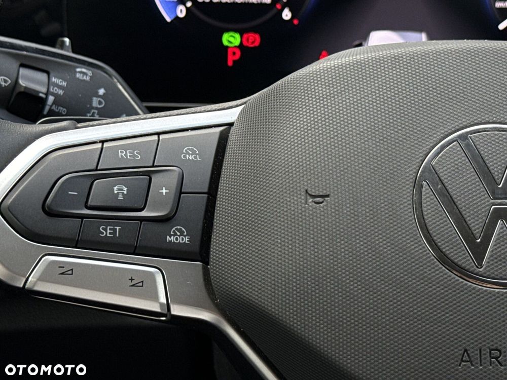 Volkswagen Tiguan 2.0 TDI SCR Elegance DSG - 16
