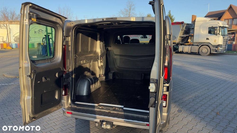 Opel Vivaro - 7