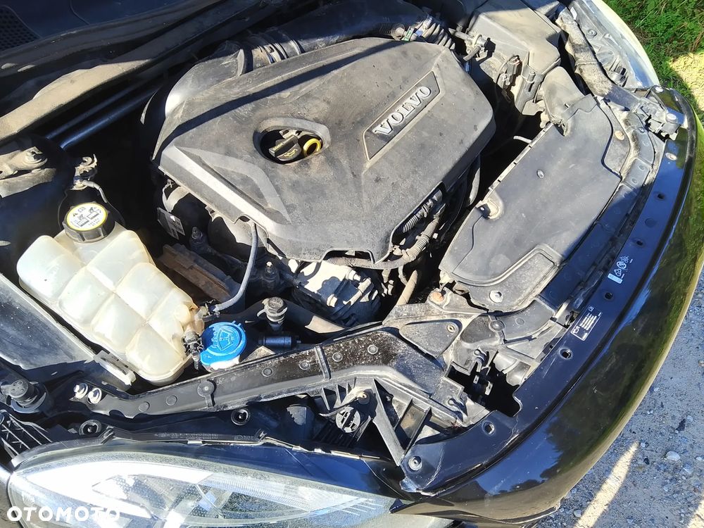 Volvo V40 T2 - 19