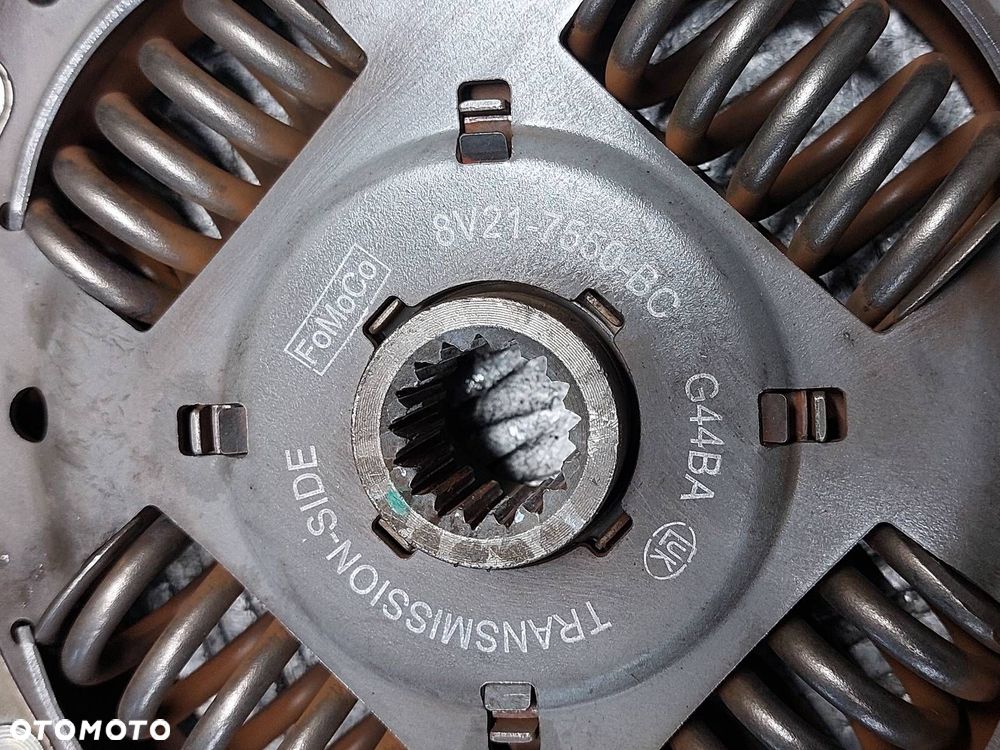 SPRZĘGŁO TARCZA + DOCISK + ŁOŻYSKO OPOROWE FORD FIESTA MK6 1.4 TDCI - 2