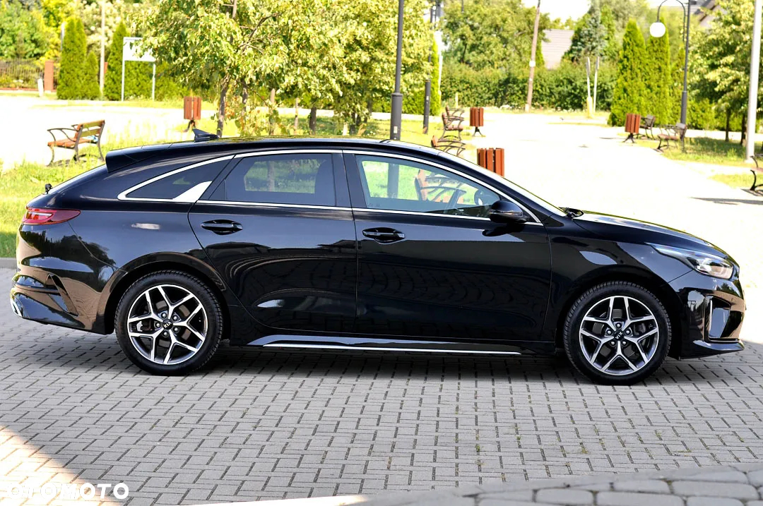 Kia ProCeed 1.4 T-GDI DCT7 OPF GT LINE - 8