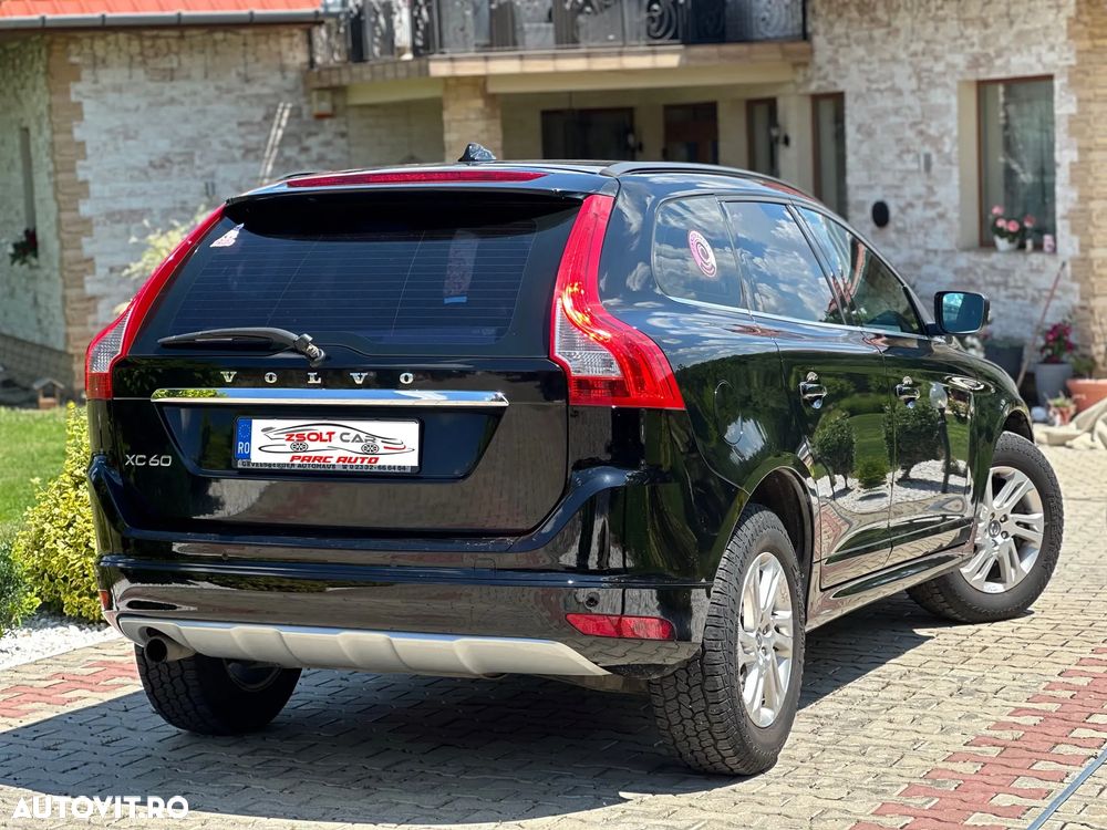 Volvo XC 60 D3 Start-Stop Momentum - 3