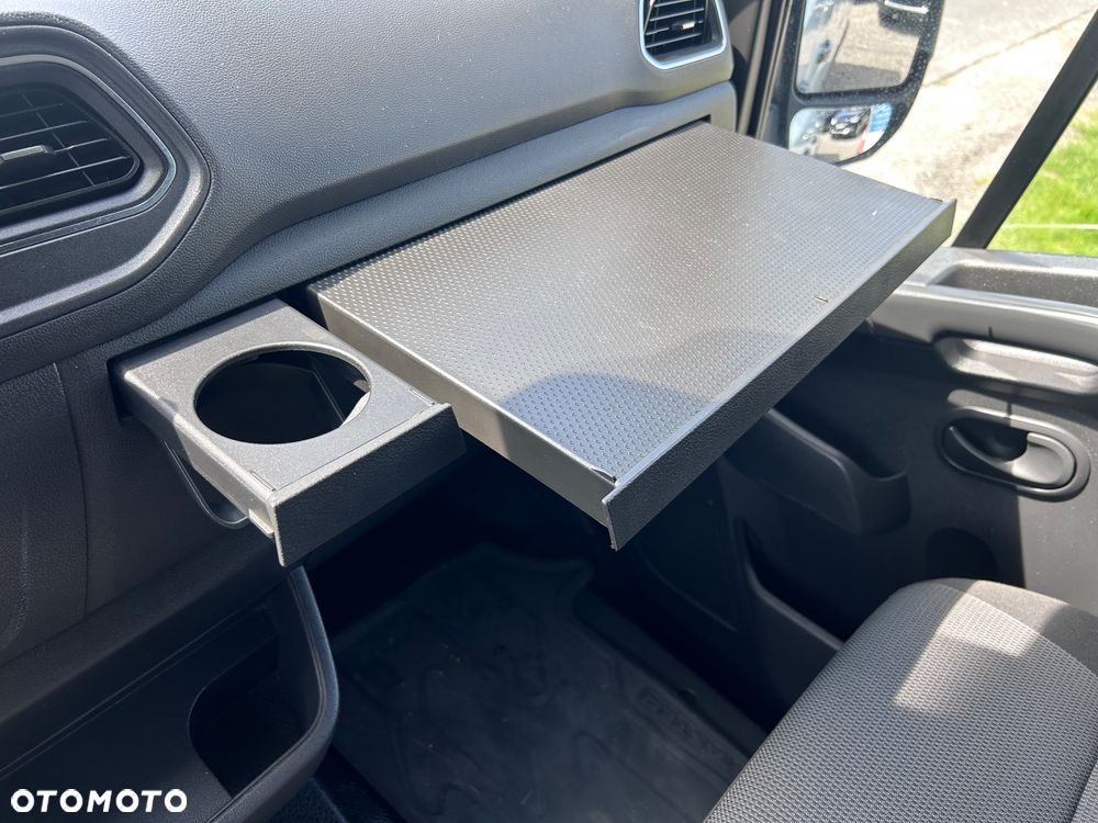 Renault Master - 18