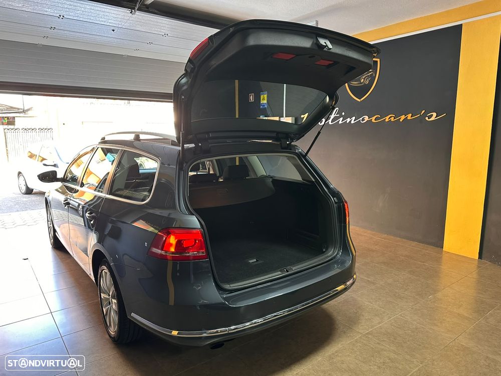 VW Passat Variant 1.6 TDI BlueMotion Comfortline - 11