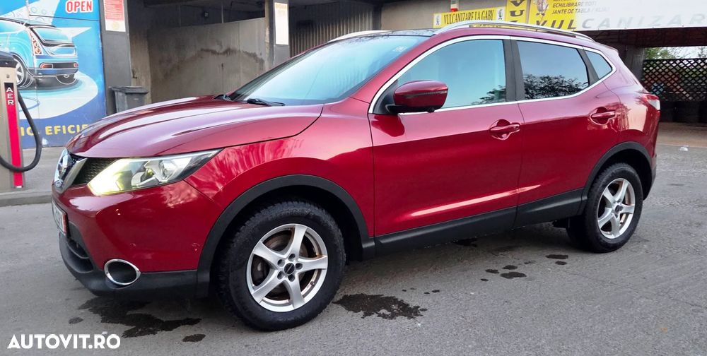 Nissan Qashqai 1.6 DCI Xtronic TEKNA - 9