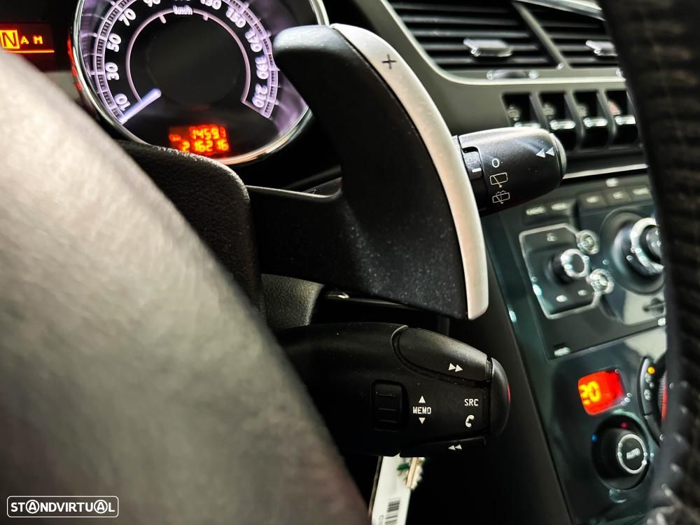Peugeot 3008 2.0 HDi Hybrid4 Limited Edition - 37
