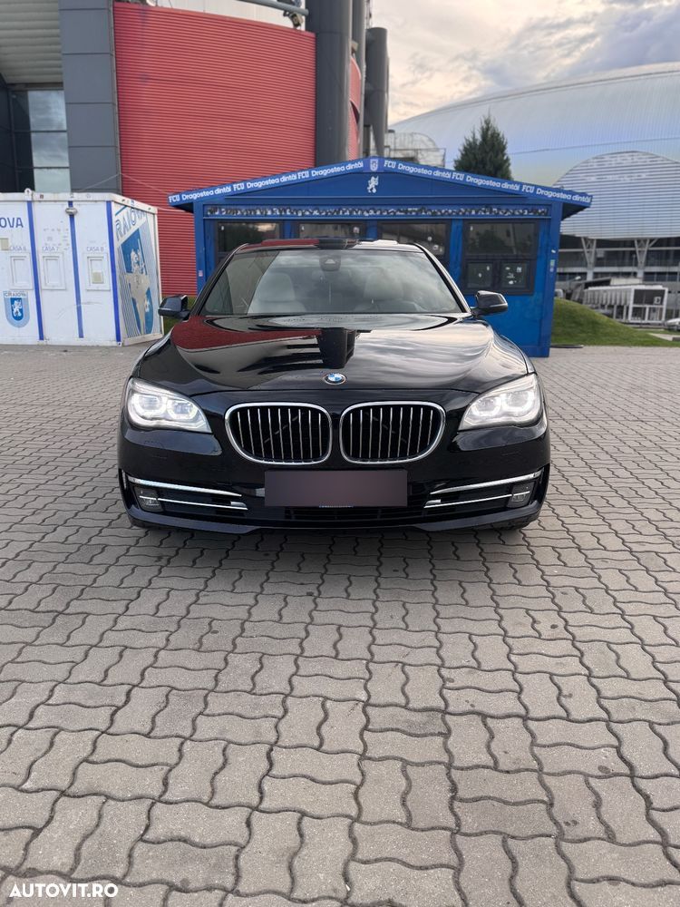 BMW Seria 7 740d - 1