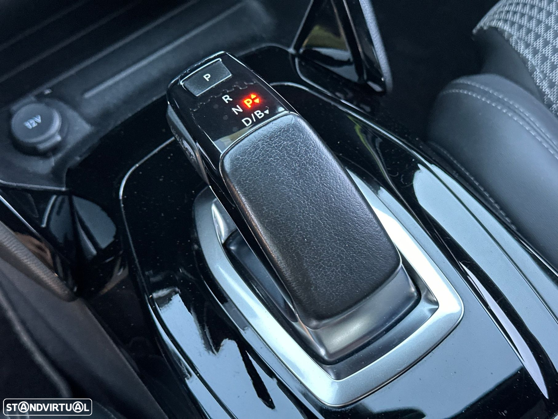 Peugeot e-2008 50 kWh GT Line - 40