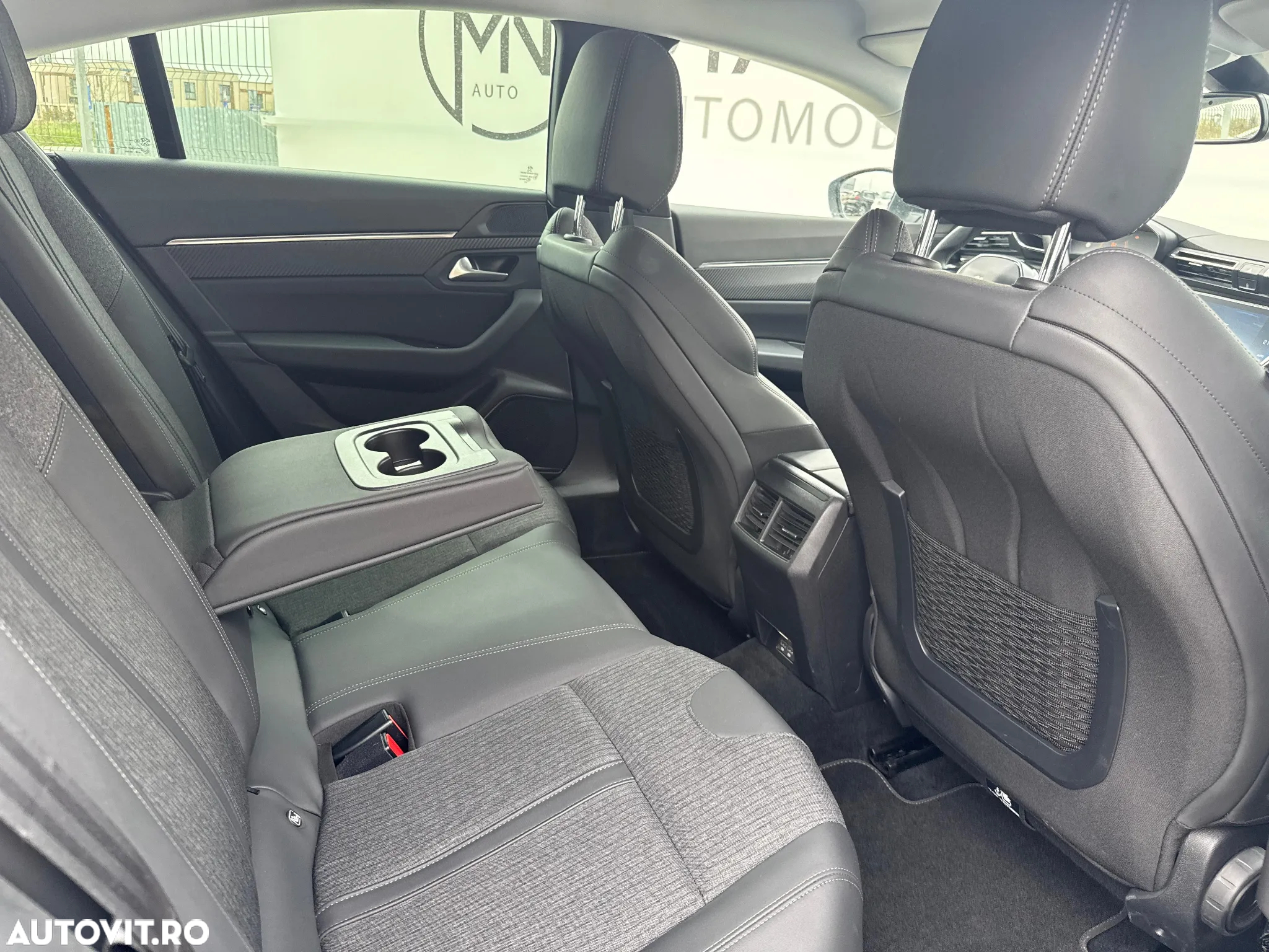 Peugeot 508 1.5 BlueHDI S&S EAT8 Allure Pack - 11