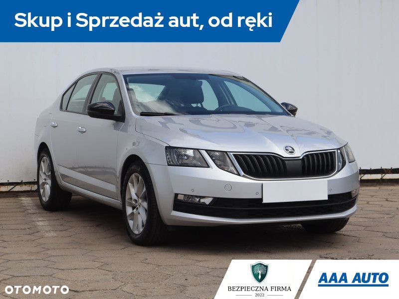 Skoda Octavia - 3