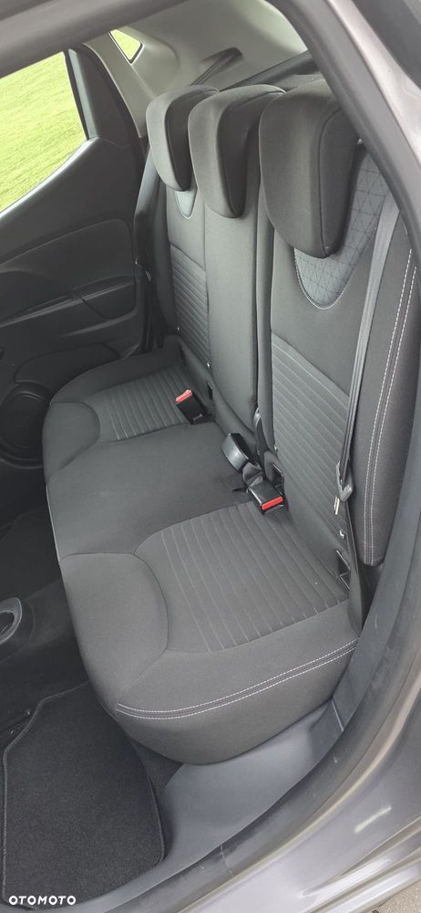 Renault Clio TCe 90 Limited - 17