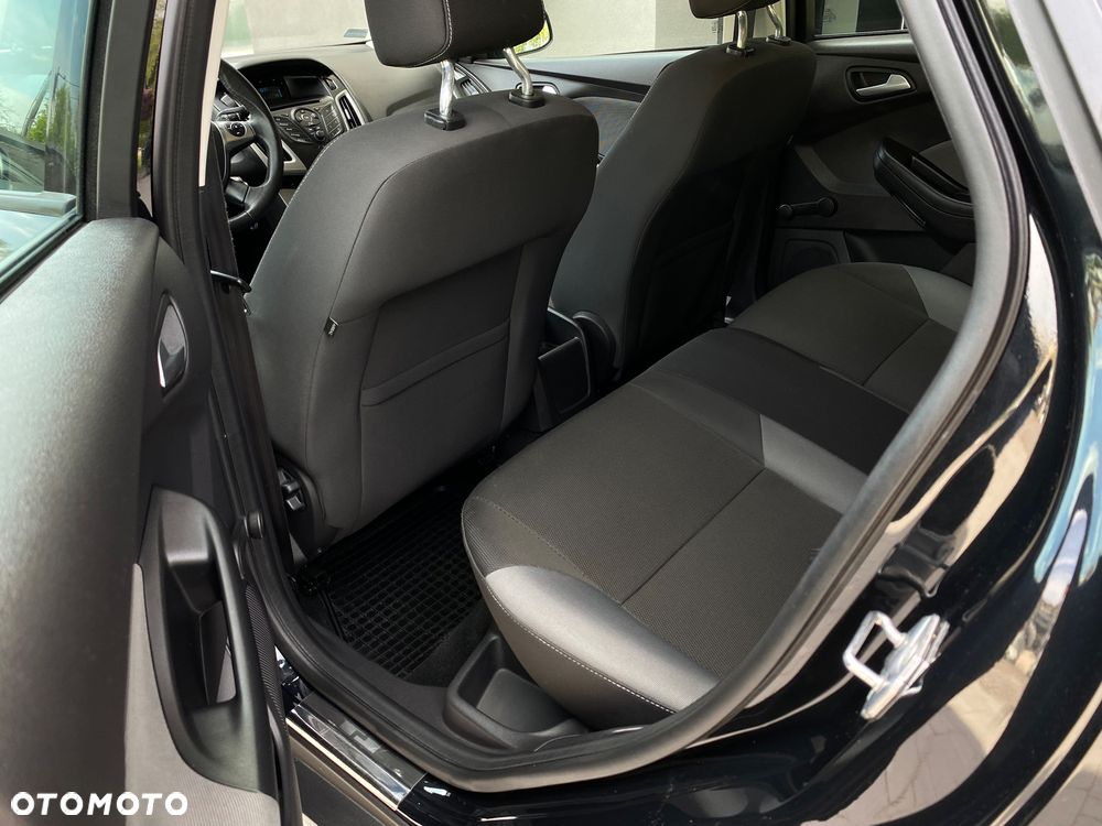 Ford Focus 1.6 Gold X (Trend) - 31