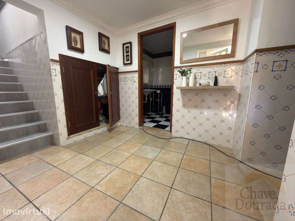 Moradia T2 remodelada - Ceira - Grande imagem: 2/22
