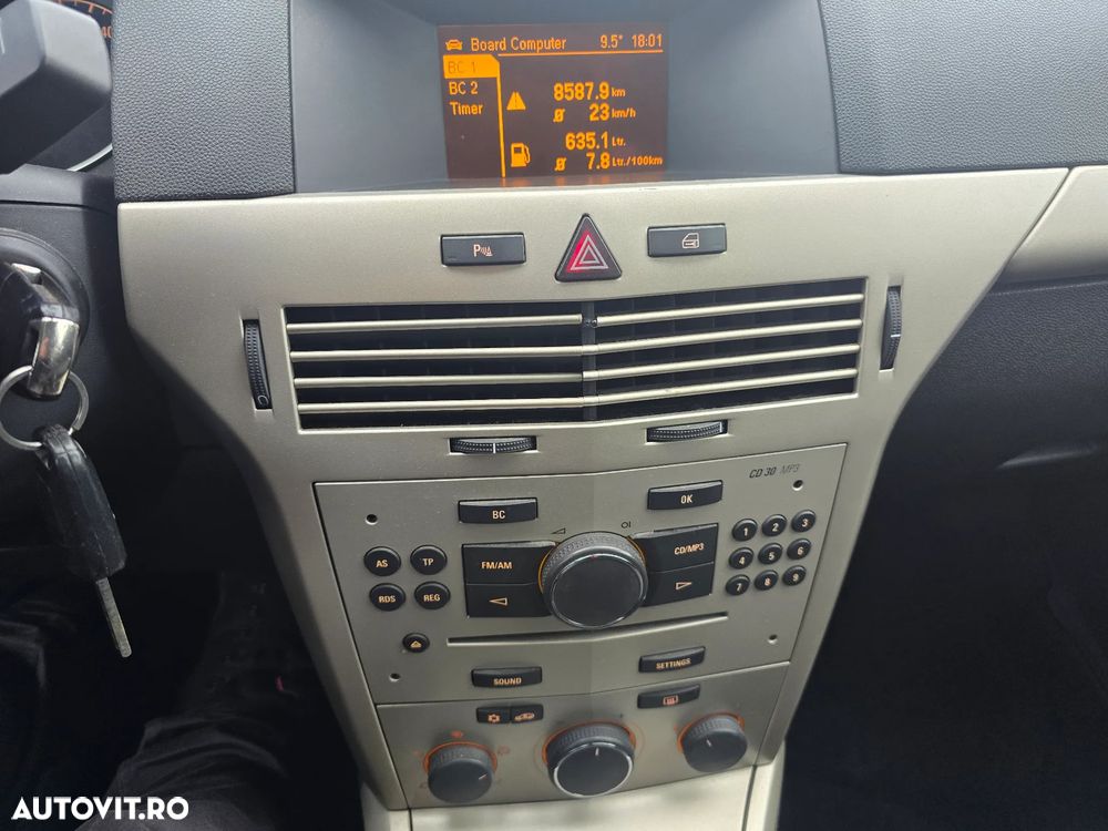 Opel Astra 1.7 CDTI DPF Innovation - 11