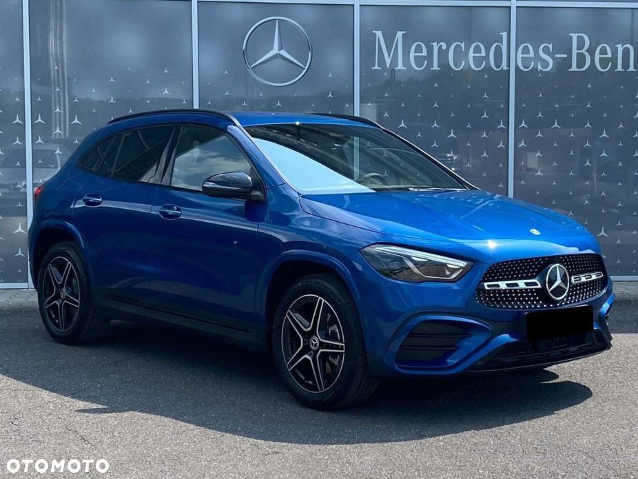 Mercedes-Benz GLA 200 AMG Line - 2