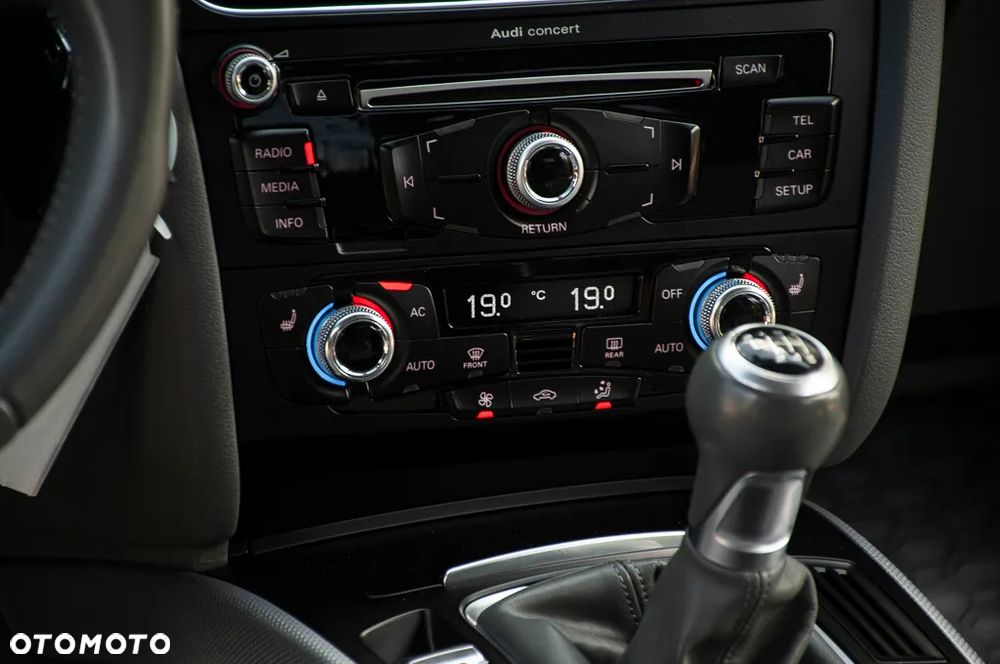 Audi A4 Limousine 1.8 TFSI Ambiente - 34