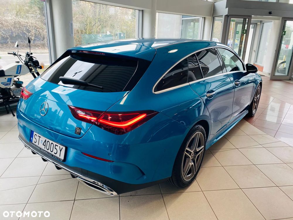 Mercedes-Benz CLA 180 AMG Line 7G-DCT - 7