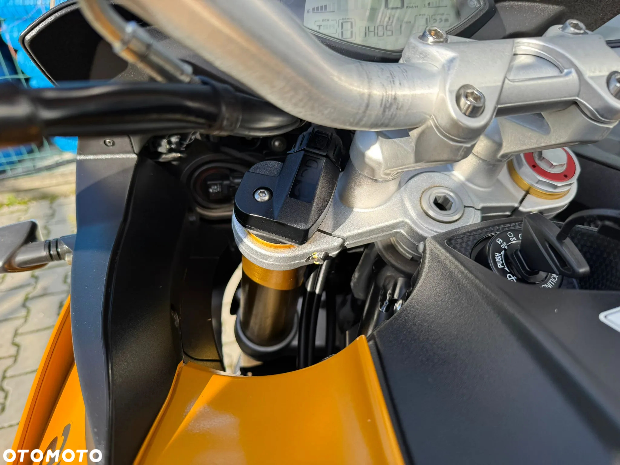 Aprilia Caponord - 10