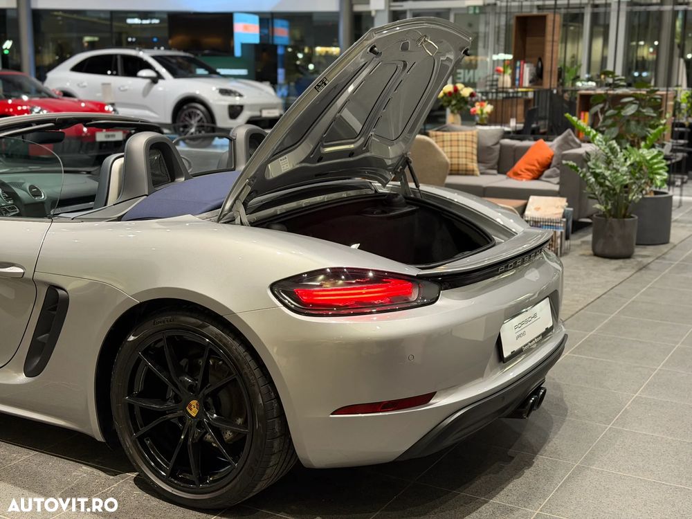 Porsche Boxster 718 PDK - 39