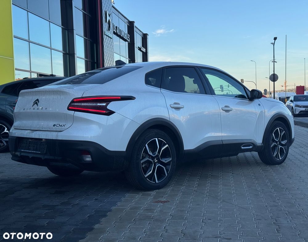 Citroën C4X EV136 50kWh Shine - 3