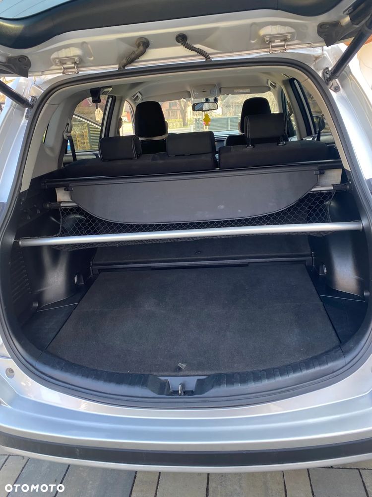 Toyota RAV4 Hybrid Premium 4x2 - 7