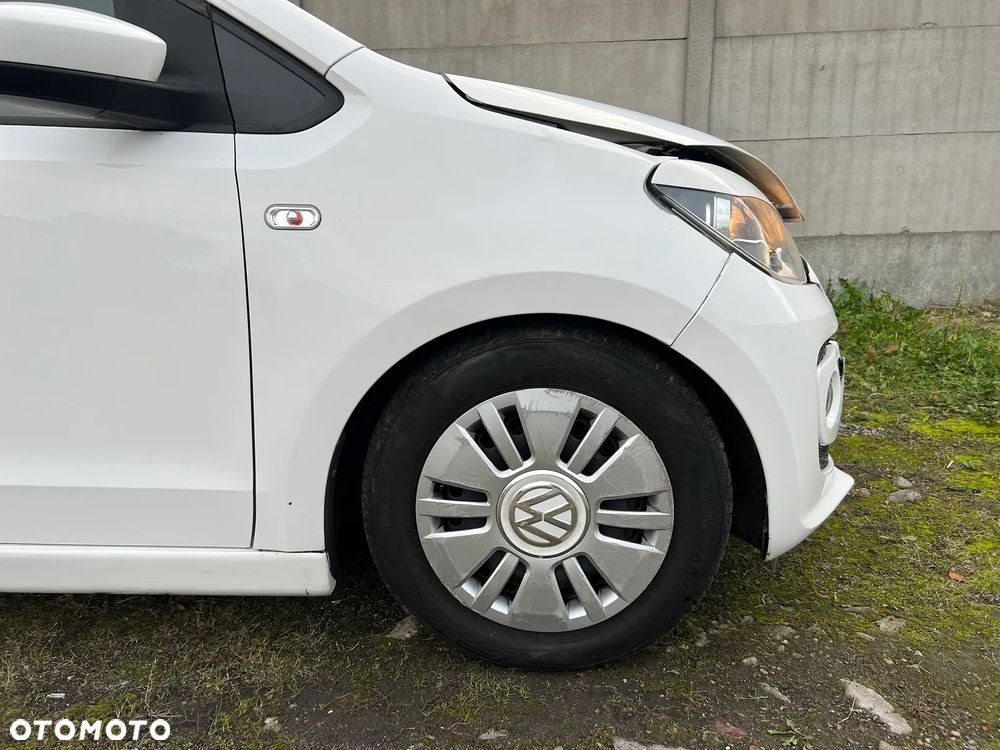 Volkswagen up! (BlueMotion Technology) move - 13