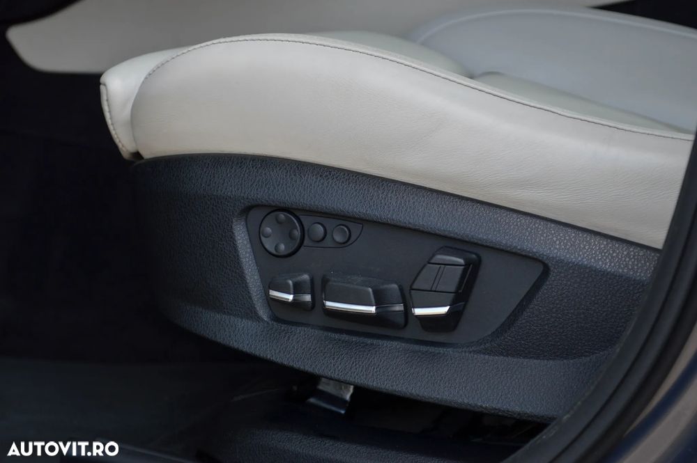 BMW Seria 5 520d Aut. Luxury Line - 28