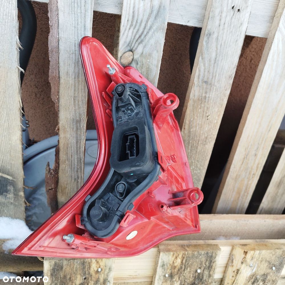 Lampa prawa Peugeot 308 rocznik 09 do 16 - 7